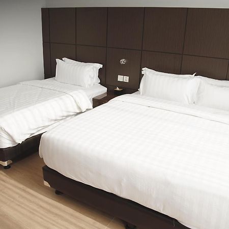 Dreamtel Jakarta Kültér fotó