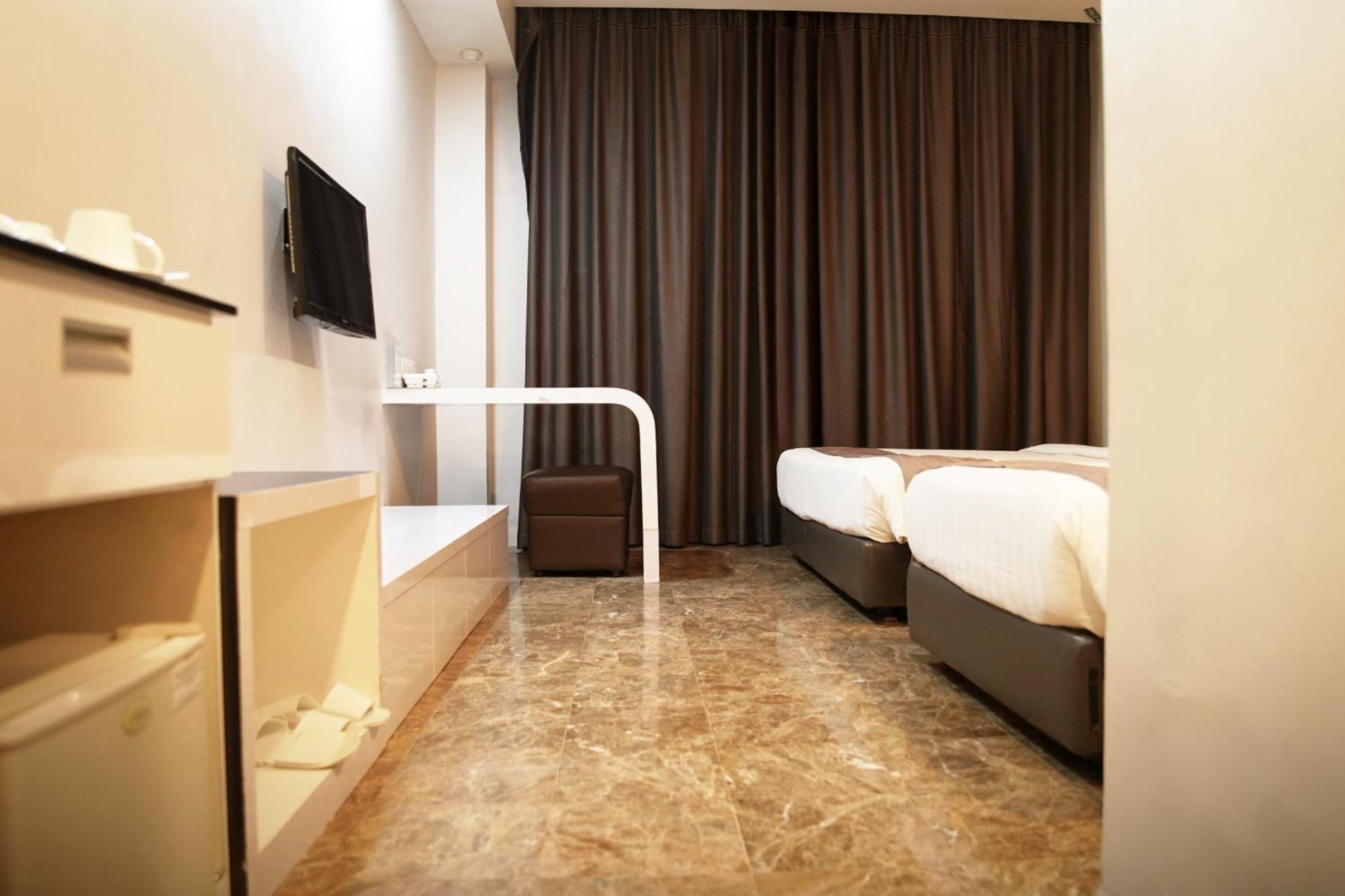 Dreamtel Jakarta Kültér fotó