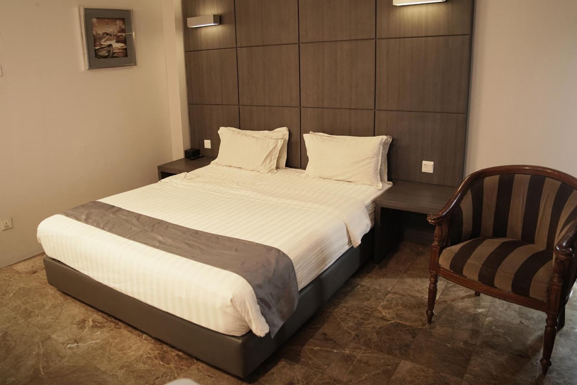 Dreamtel Jakarta Kültér fotó