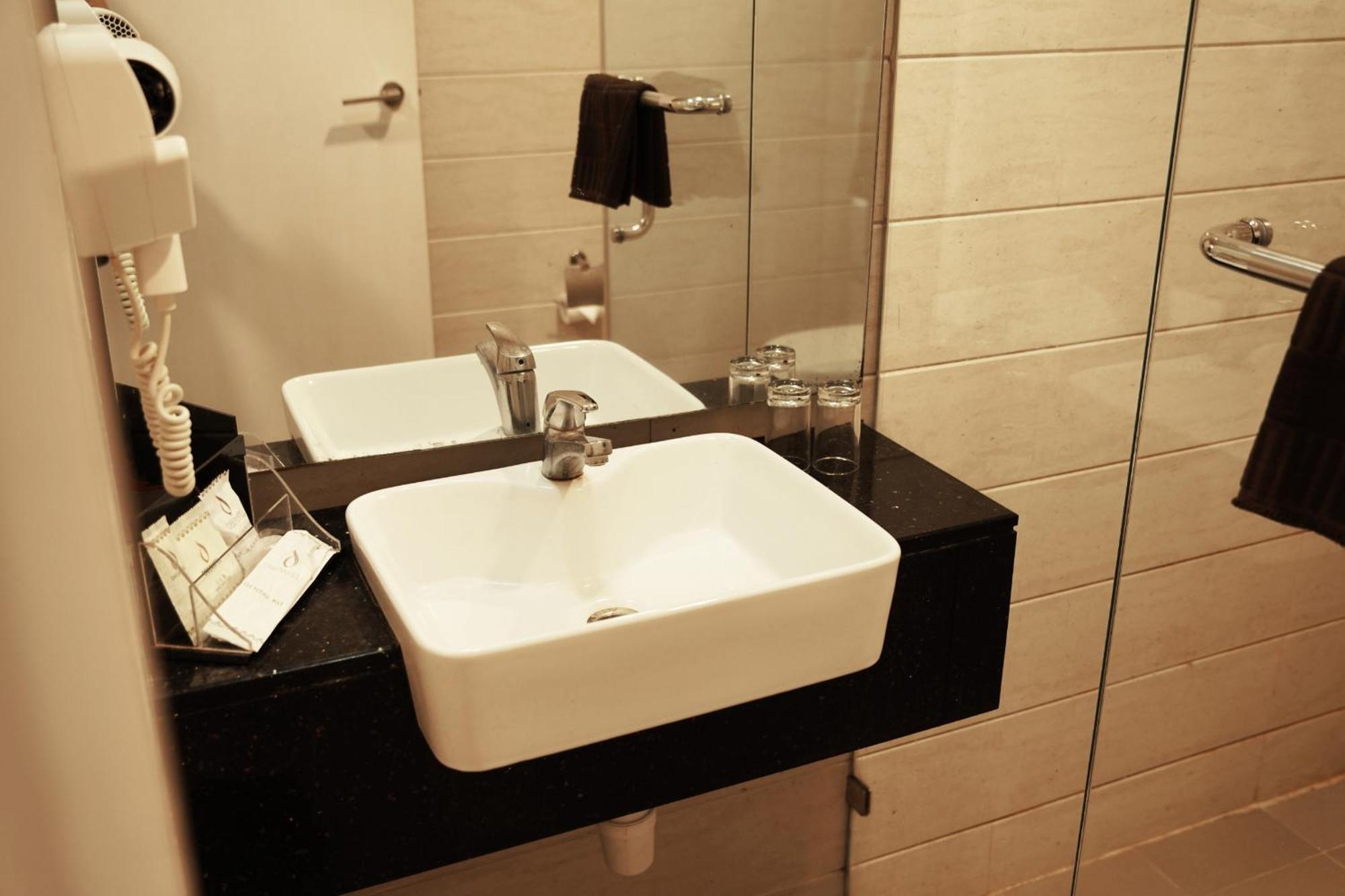 Dreamtel Jakarta Kültér fotó